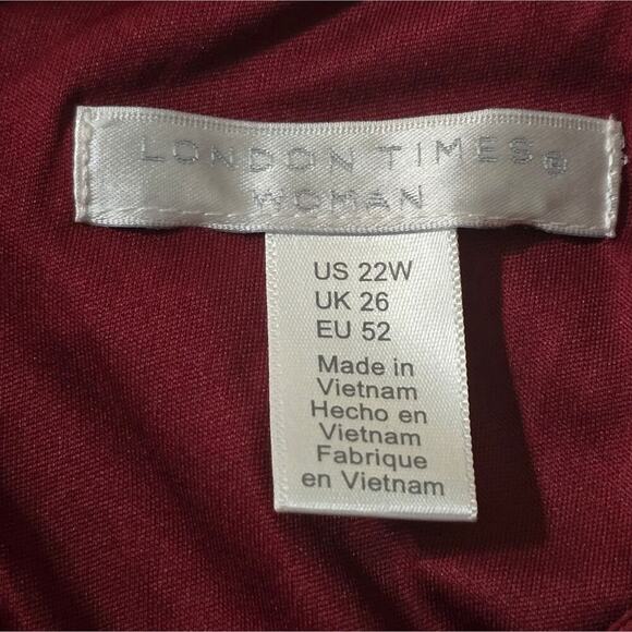 London Times Women's Pleat Neck Rhododendron Wide Leg Jumpsuit Plus Size 22W New - Picture 11 of 13